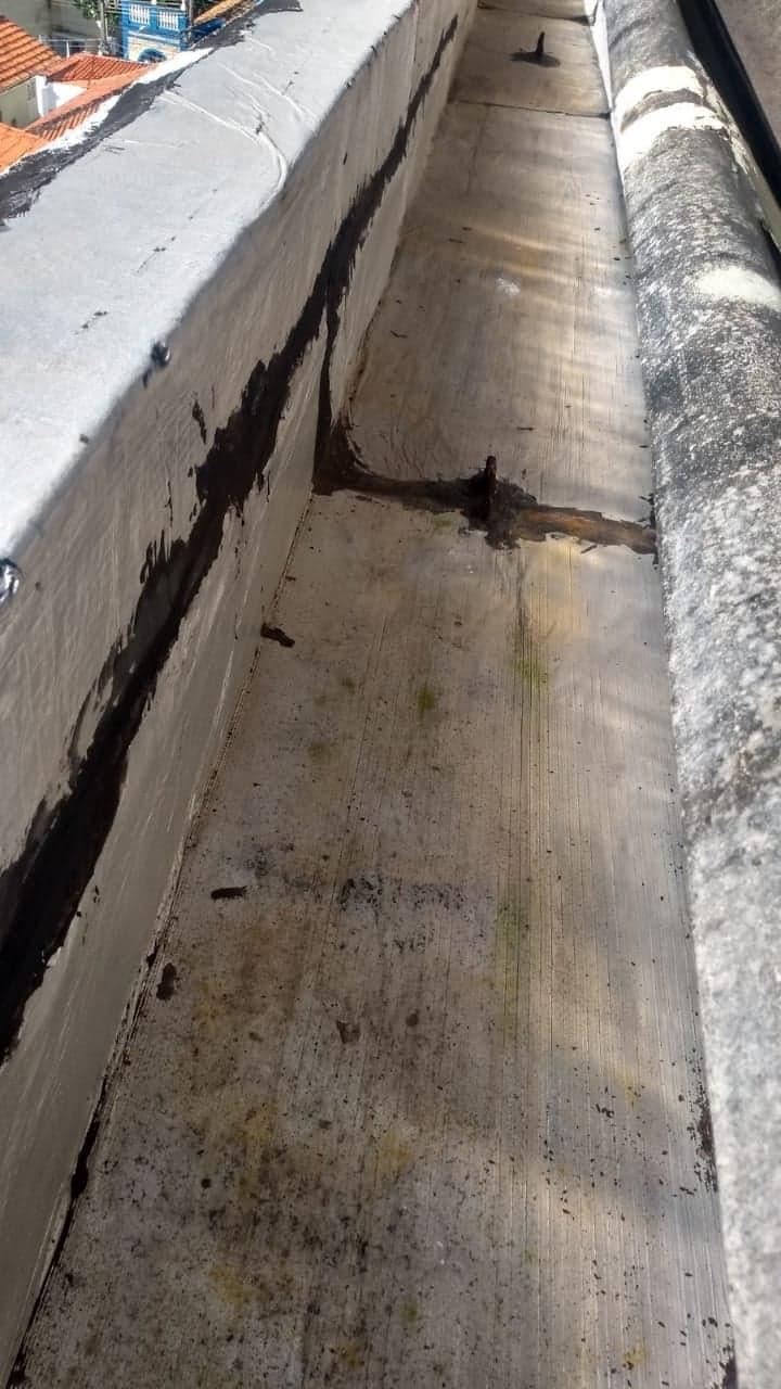 Impermeabilização de Calhas galvanizada e concreto. 