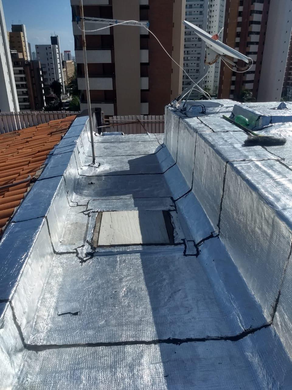 Impermeabilização de Calhas, Telhados e Lajes.