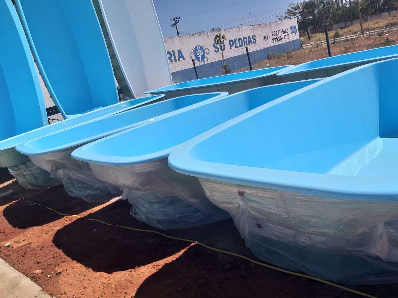 Impermeabilização, instalação e reforma de piscinas.