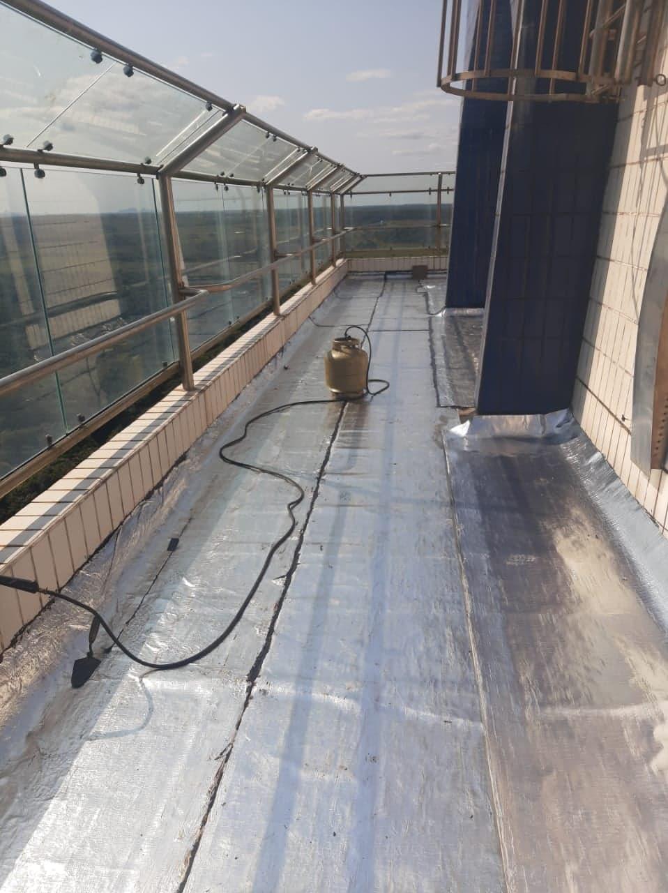 Impermeabilização e Isolamento Térmico, para Lajes e Telhados.