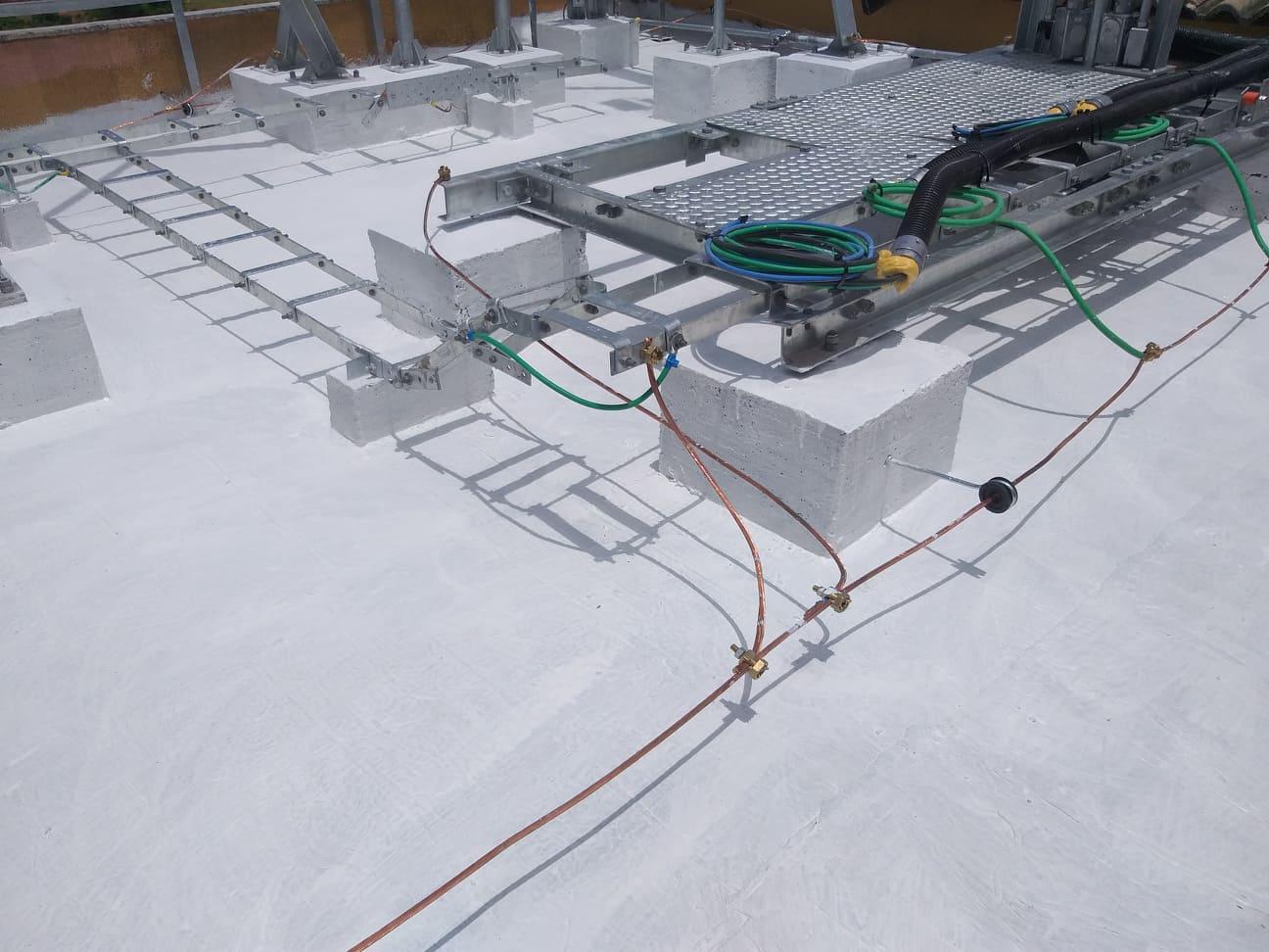 Impermeabilização e isolamento Térmico de Laje, com Borracha Liquida.