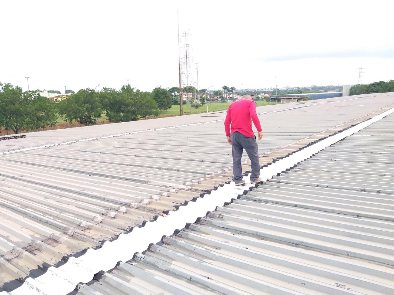 Impermeabilização de Telhados Galvanizados, comerciais e industriais. 