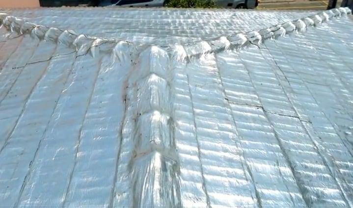 Impermeabilização de Telhados e Coberturas, com manta aluminizada e bidim.