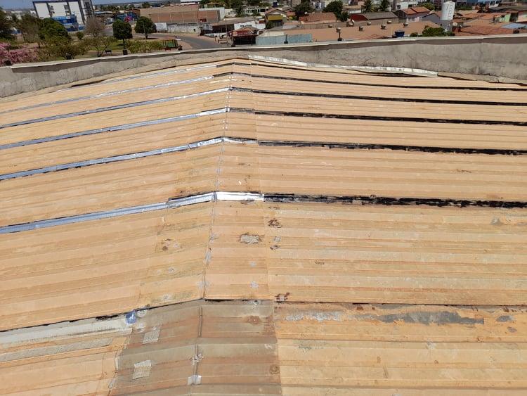 Impermeabilização de Telhados  industriais e residenciais.