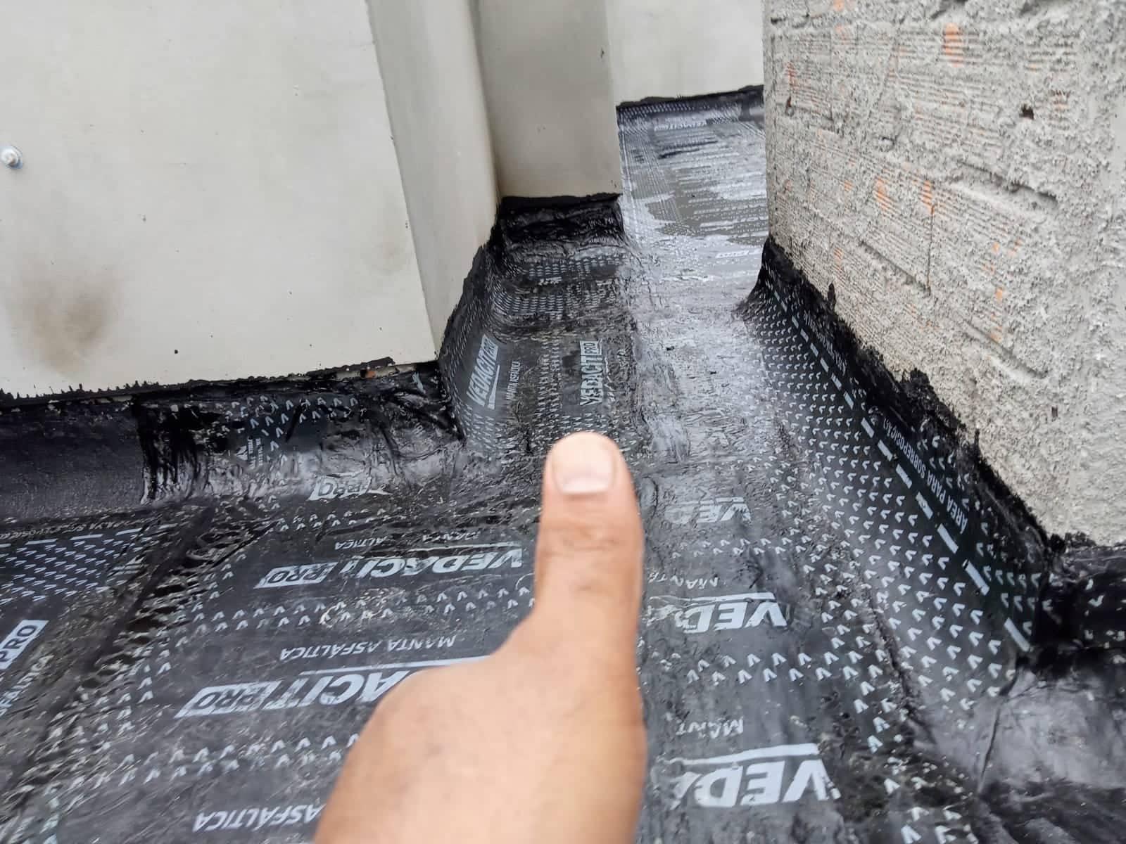 Impermeabilização de lajes expostas.