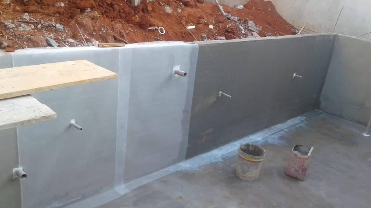 Impermeabilização de piscinas.