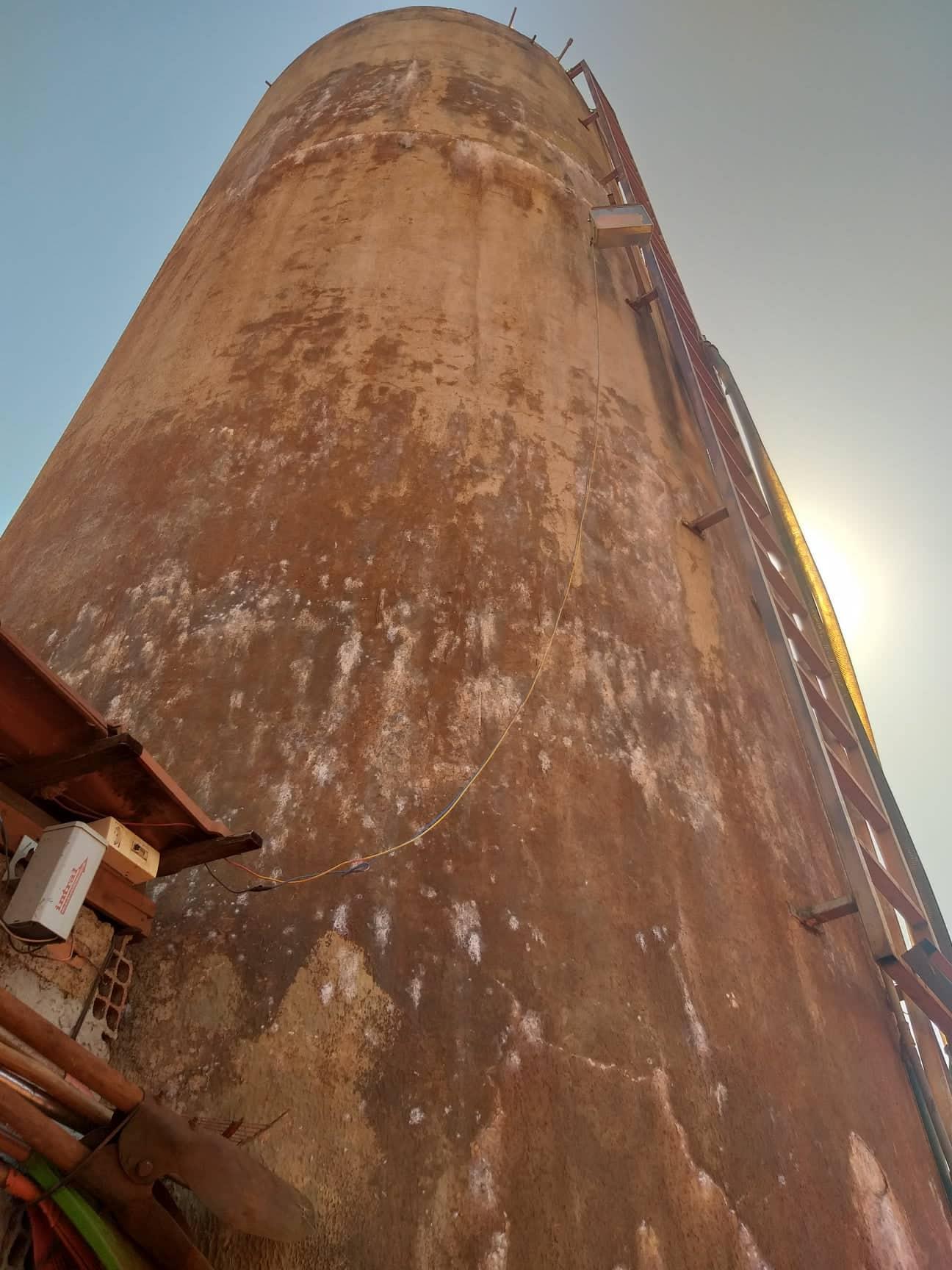 Impermeabilização de caixas d'água e reservatórios.