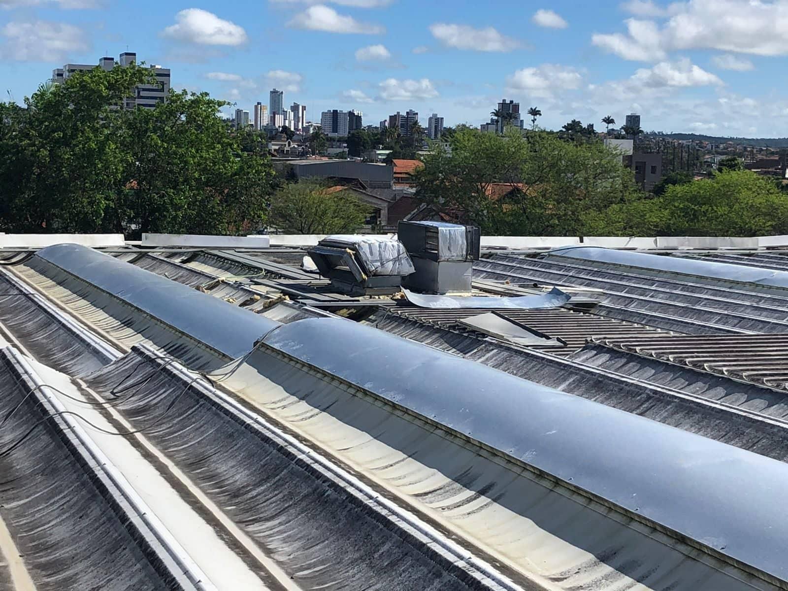 Impermeabilização e isolamento térmico, para telhados e coberturas.