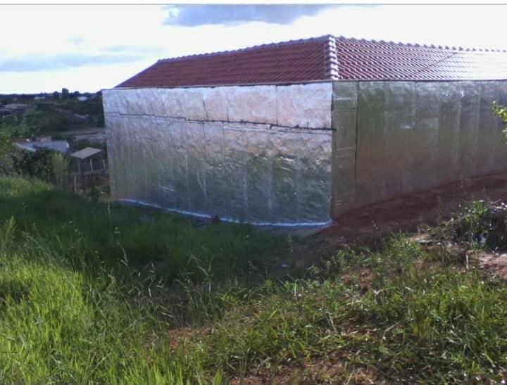 Impermeabilização e isolamento térmico, para telhados e coberturas.