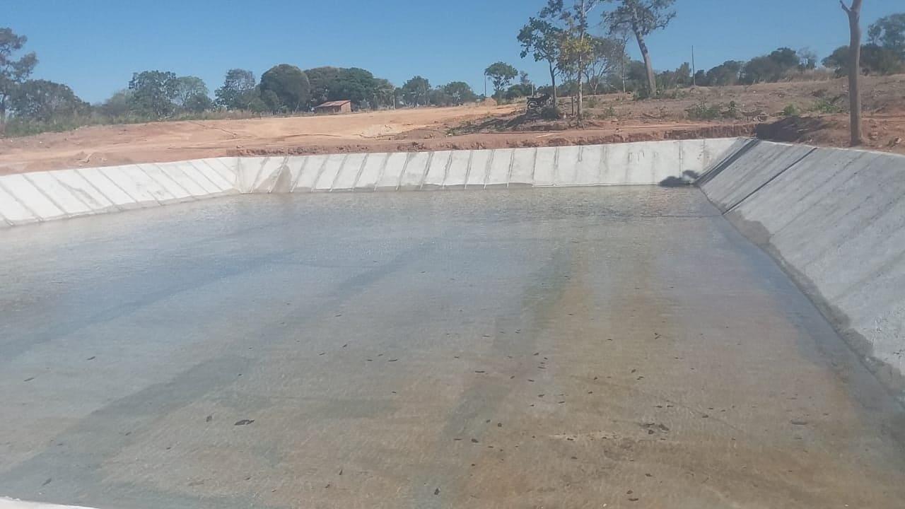 Impermeabilização de piscinas e tanques. 