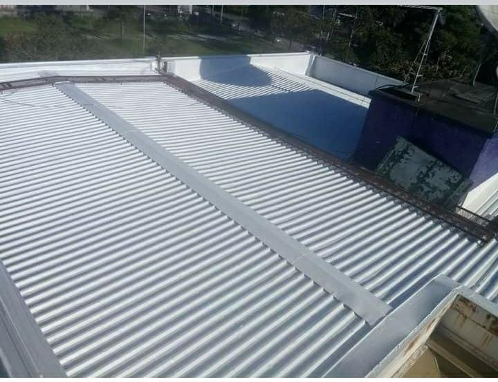 Impermeabilização e isolamento térmico, para telhados e coberturas.