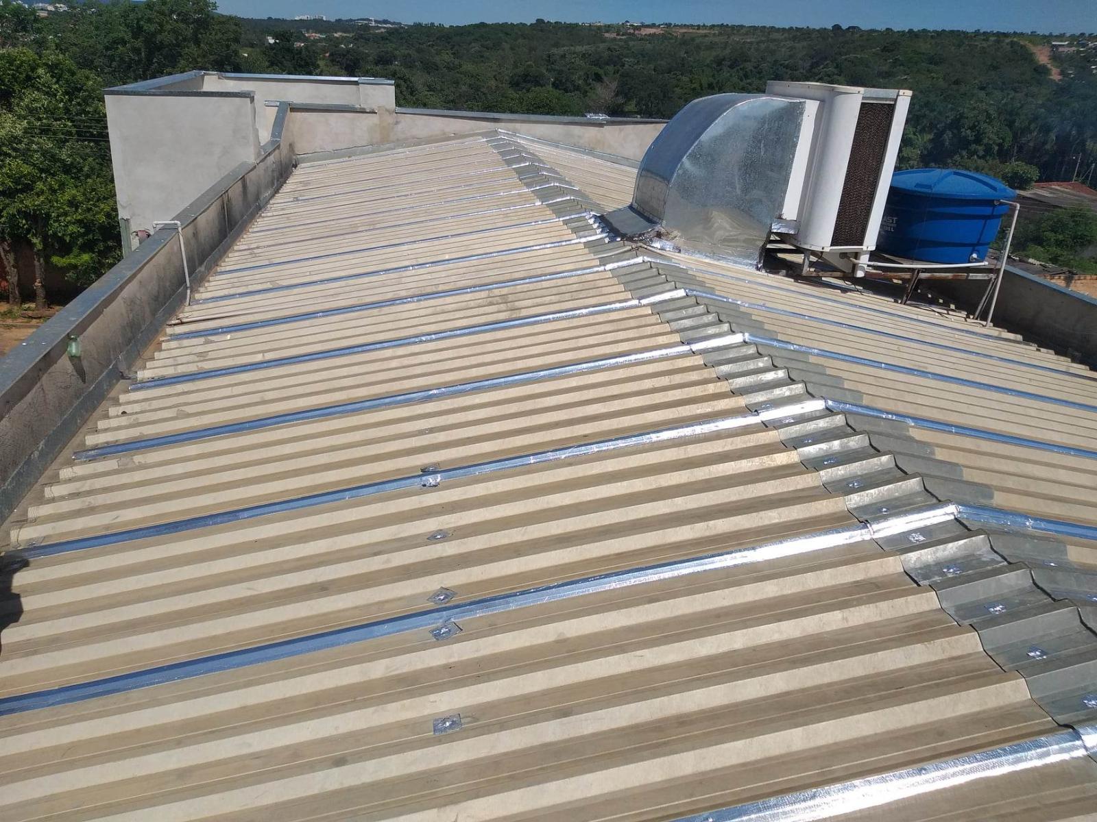 Impermeabilização e isolamento térmico, para telhados e coberturas.