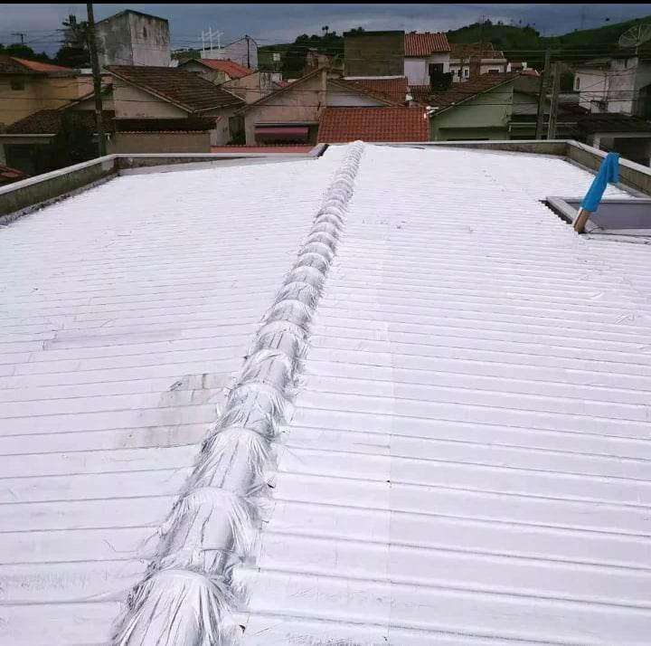 Impermeabilização e isolamento térmico, para telhados e coberturas.