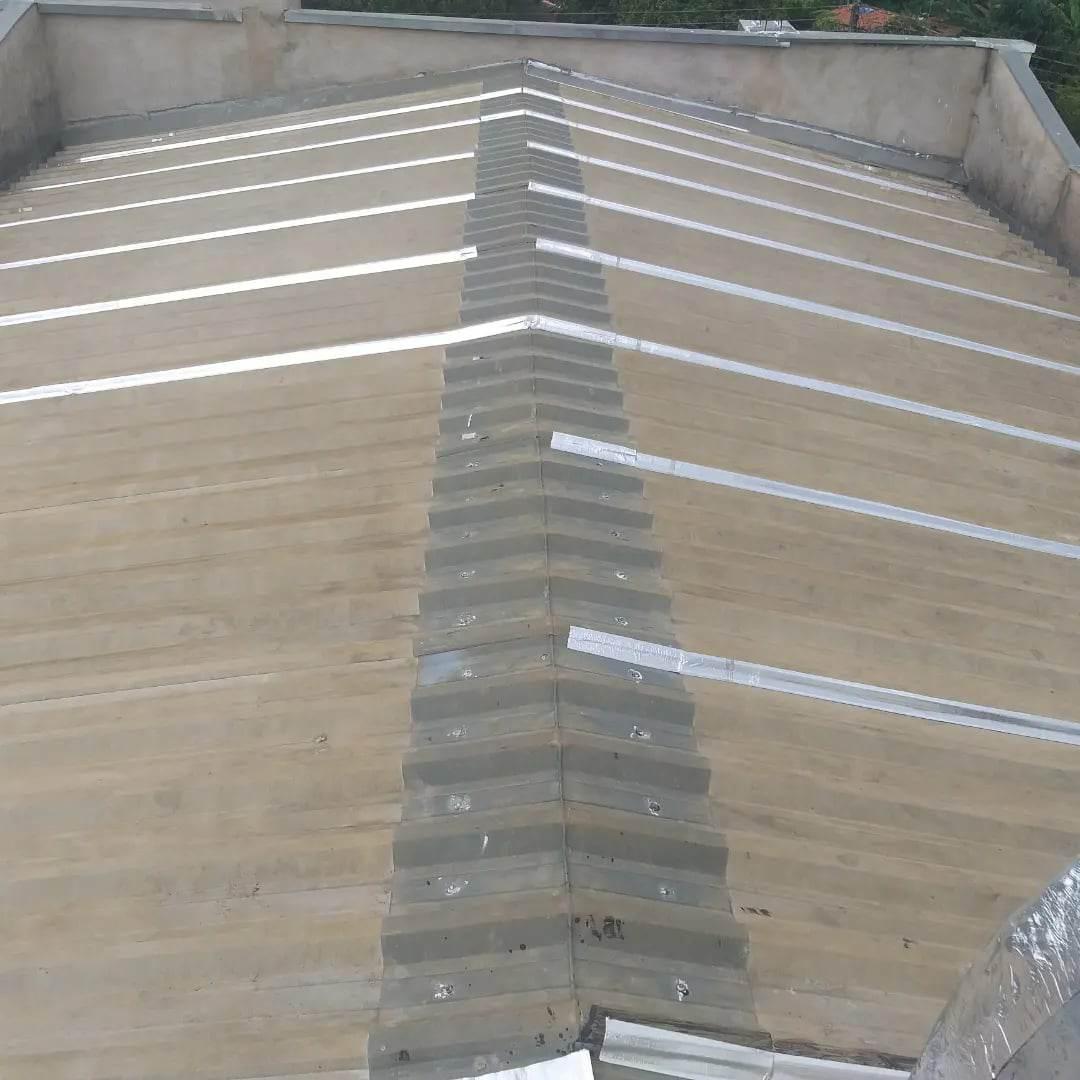 Impermeabilização e isolamento térmico, para telhados e coberturas.