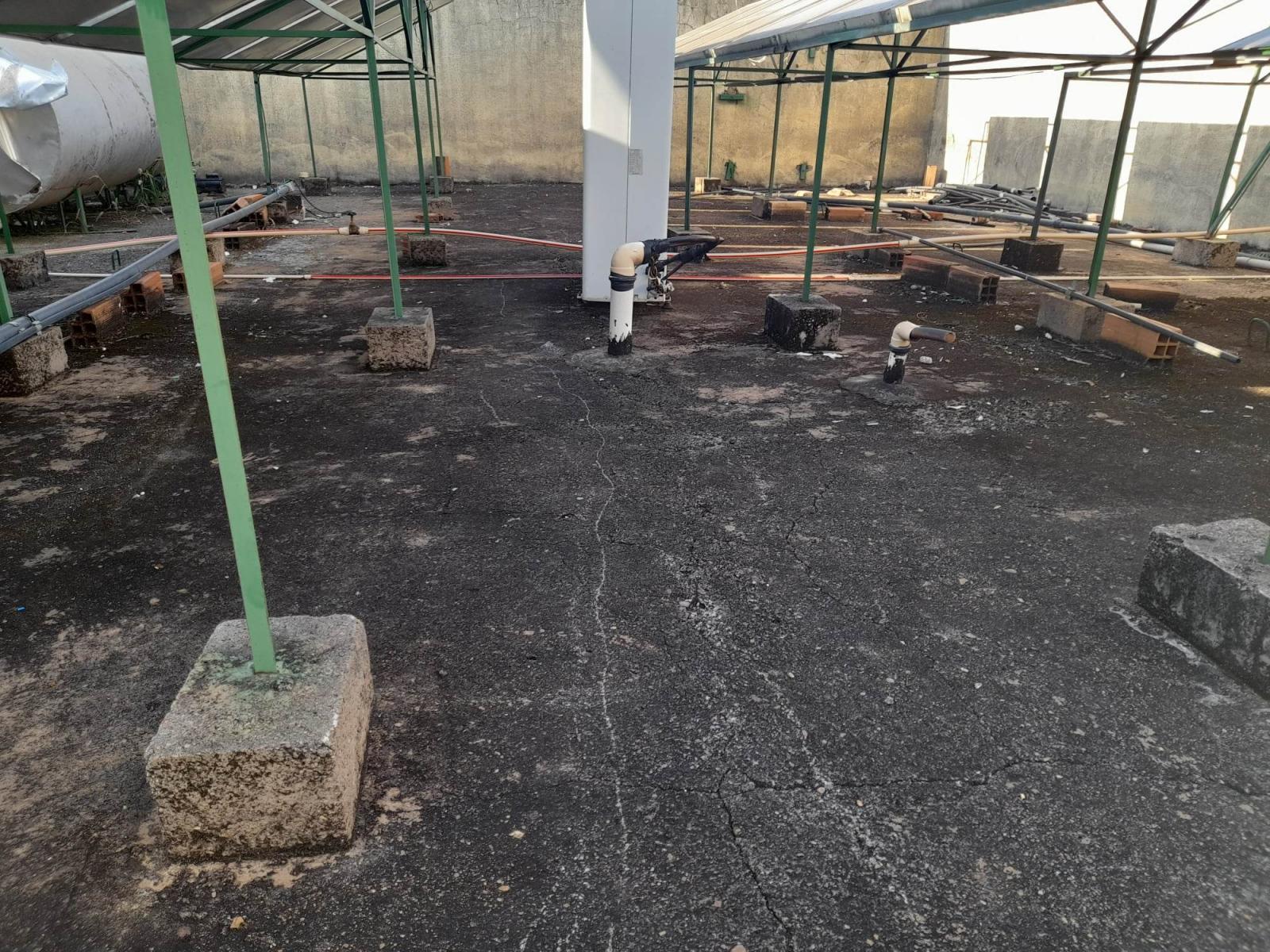 Impermeabilização de lajes, telhados e coberturas expostas.