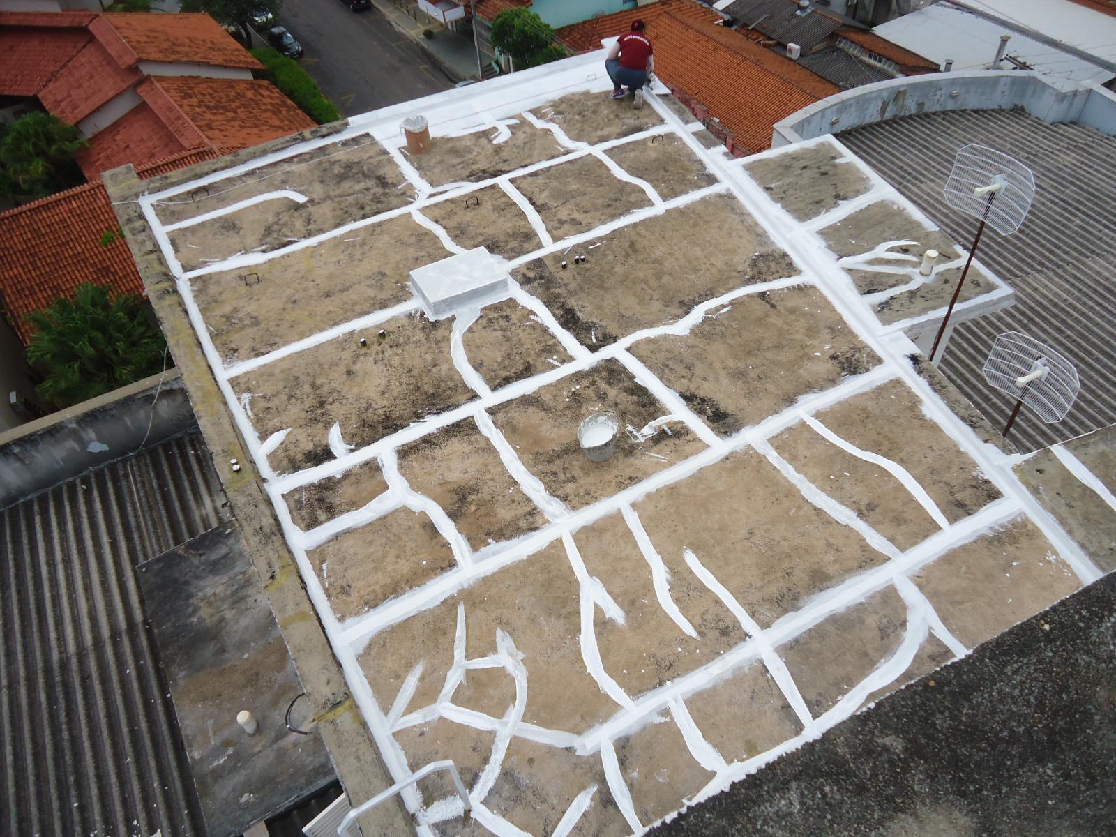 Impermeabilização de lajes e coberturas expostas.