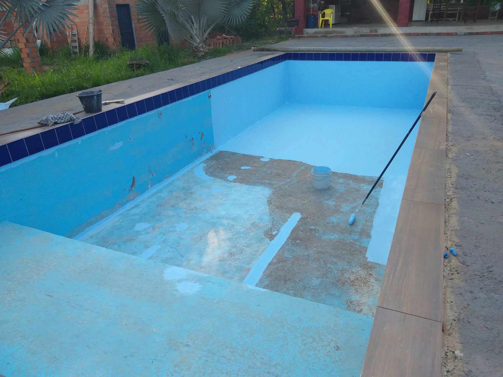 Impermeabilização e recuperação de piscinas.