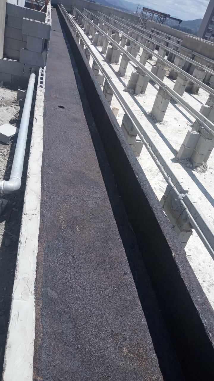 Impermeabilização de lajes, calhas, marquises e terraços.