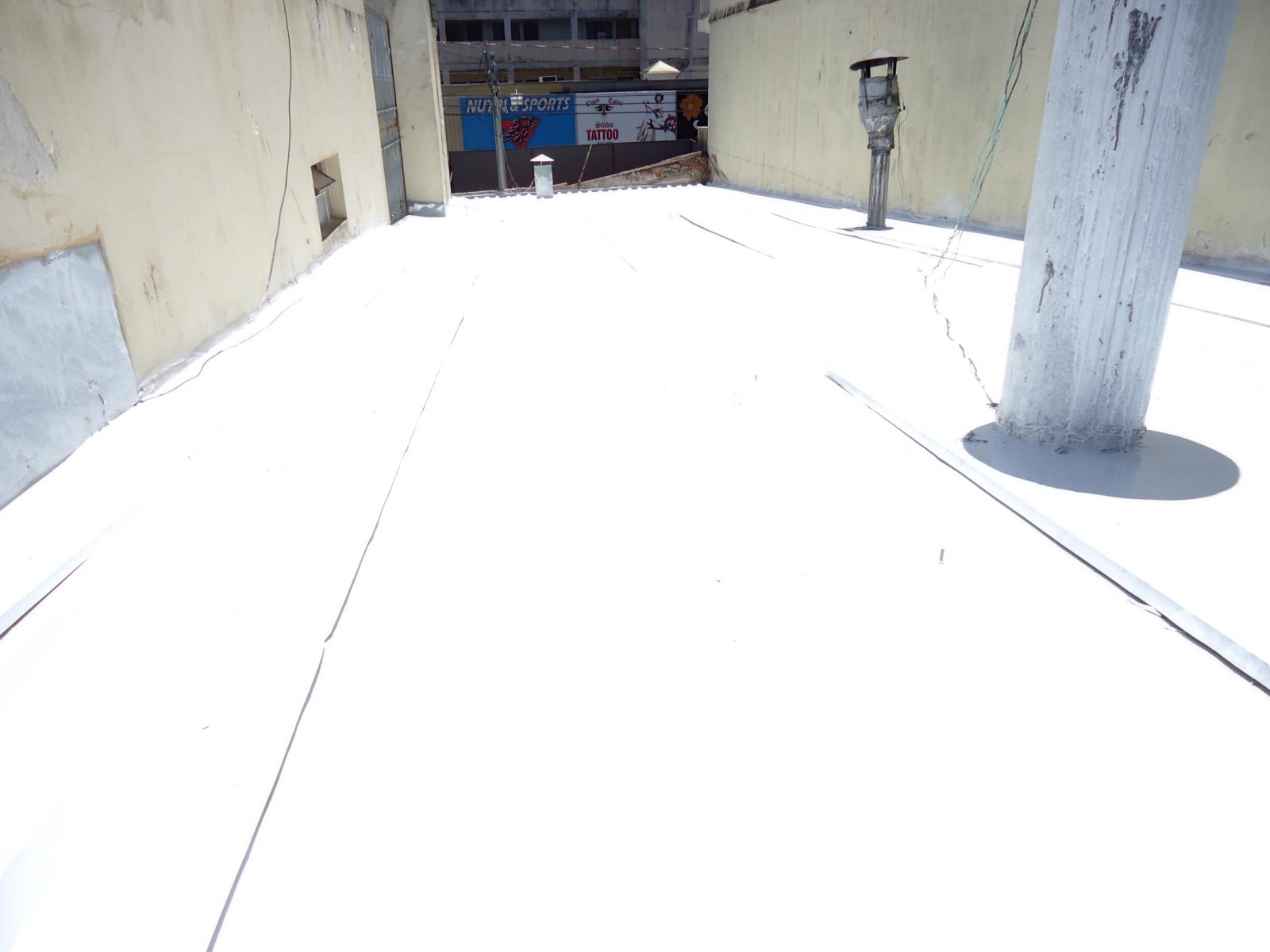 Impermeabilização e isolamento térmico, para telhados e coberturas.