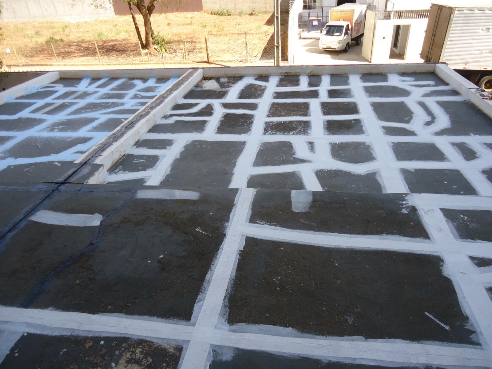 Impermeabilização de lajes e coberturas expostas.