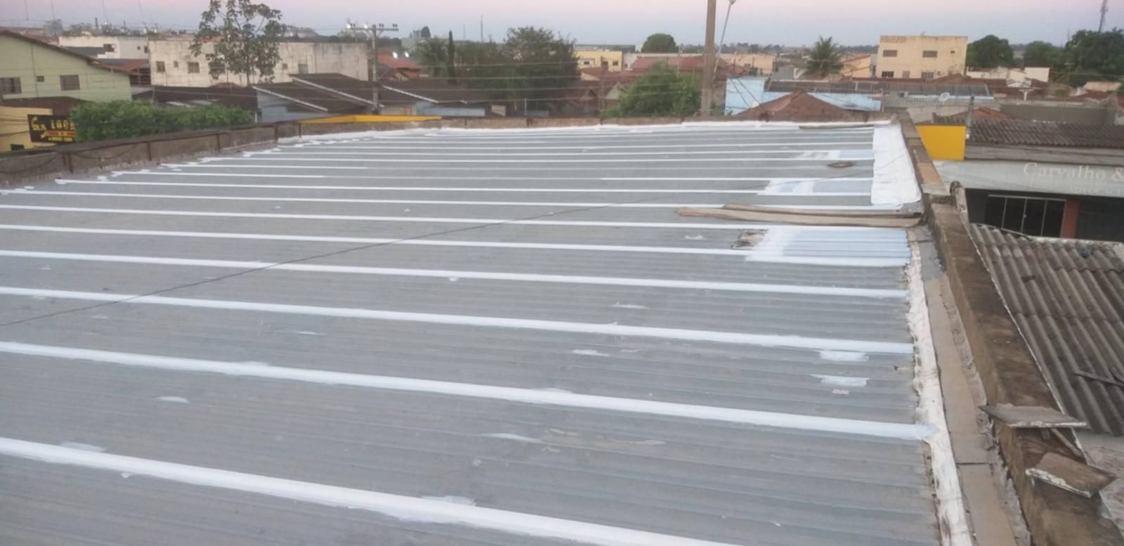 Impermeabilização e isolamento térmico, para telhados e coberturas.